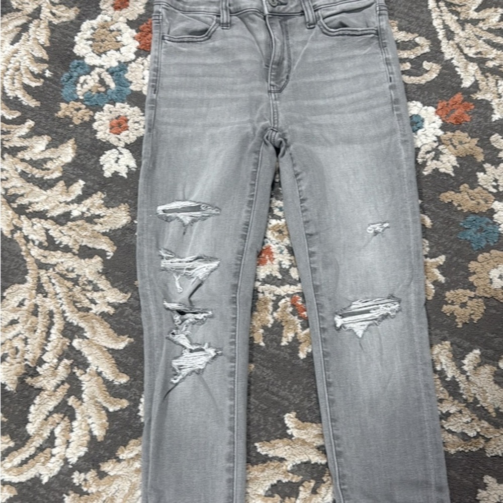 American Eagle Outfitters Gray Ripped Skinny Jeggings- Size 2
